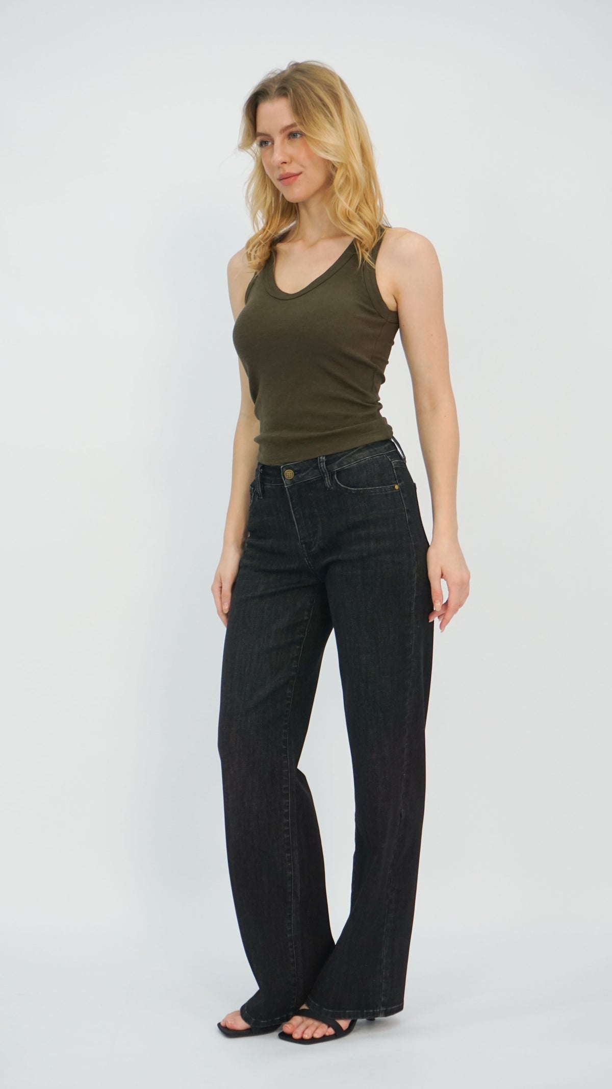 Lenny Faded Black Mid Waist Full-Length Jeans