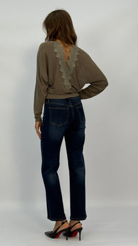 Cam Mid Waist Wide Fit Jeans