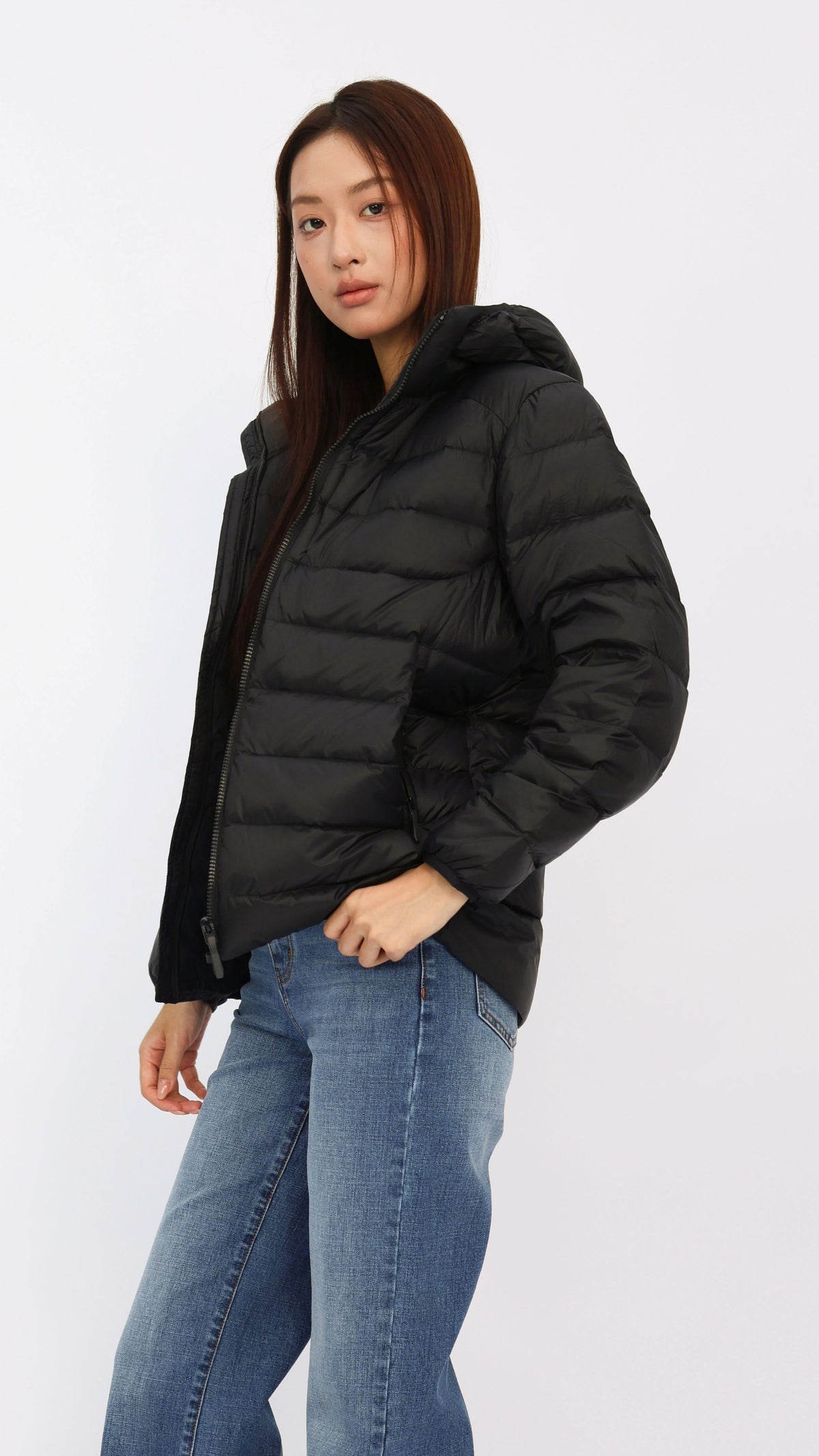 Black Basic Hooded Goose Down Jacket