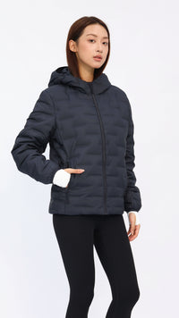 Navy Seam‑Quilted Lightweight Down Jacket
